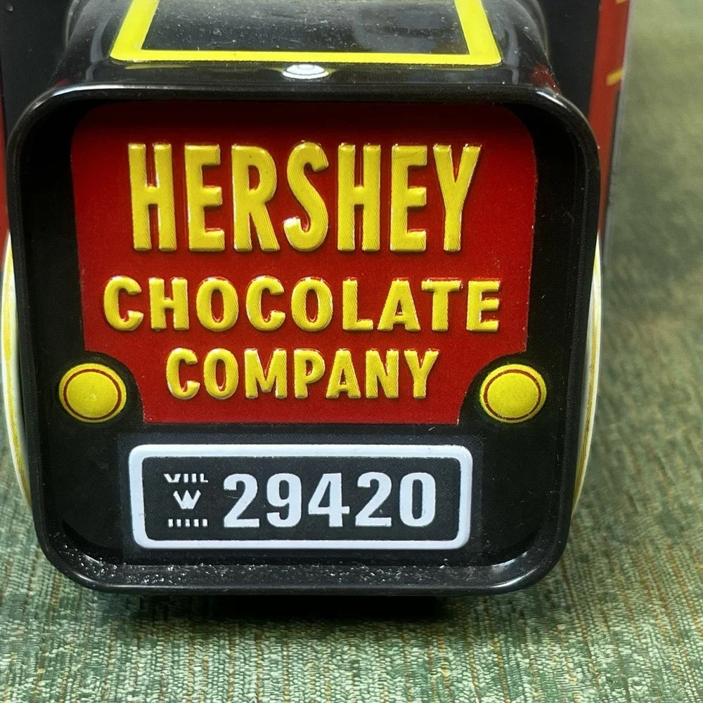 Hershey's Chocolate Company Milk Truck Collector Tin Canister‎ #1 from 2000